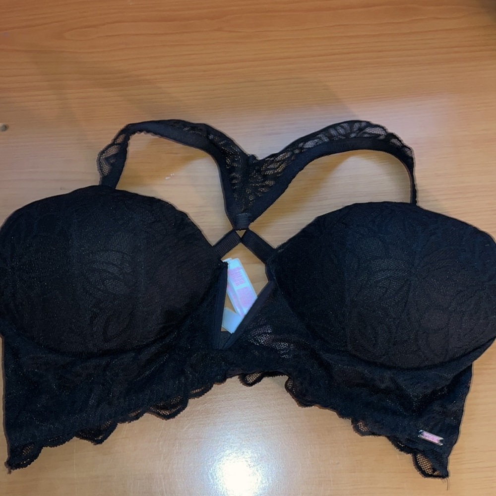 Black lace bandeau
